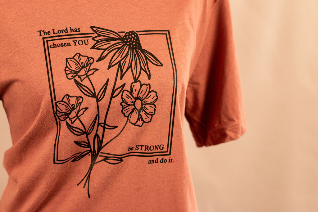 Be Strong and Do it Short Sleeve Tee- Mauve with grey text