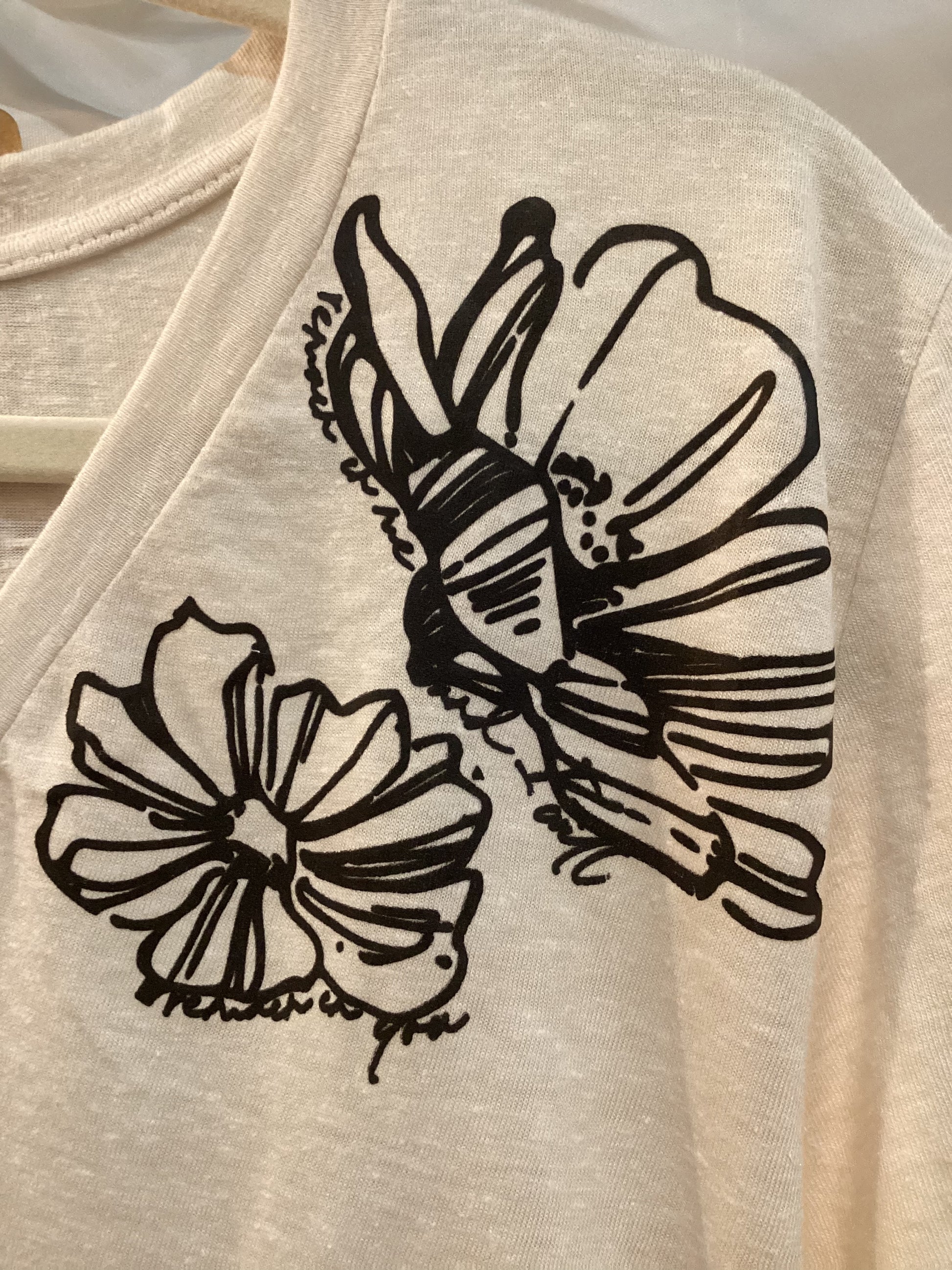 Remain in Me flower v-neck tee